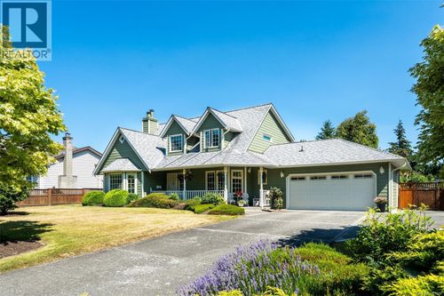 3141 Antrobus Cres, Victoria, BC, V9B5M8 | Card Image