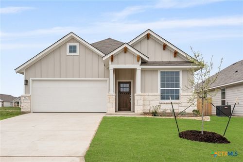 704 Seven Springs Dr, Temple, TX, 76502-7536 | Card Image