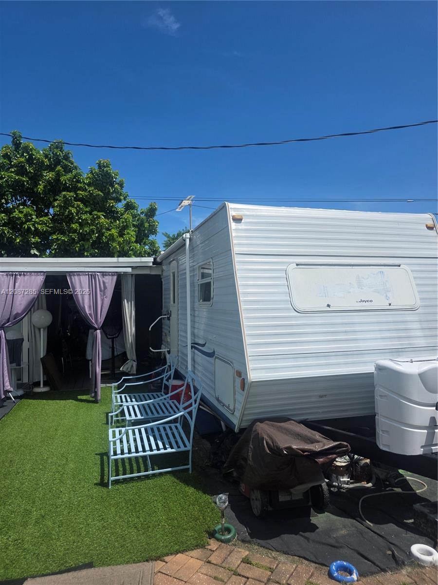 Residential Lease in Miami