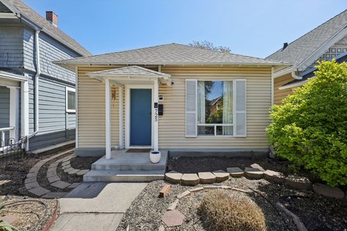 725 Windsor St, Salt Lake City, UT, 84102-3614 | Card Image