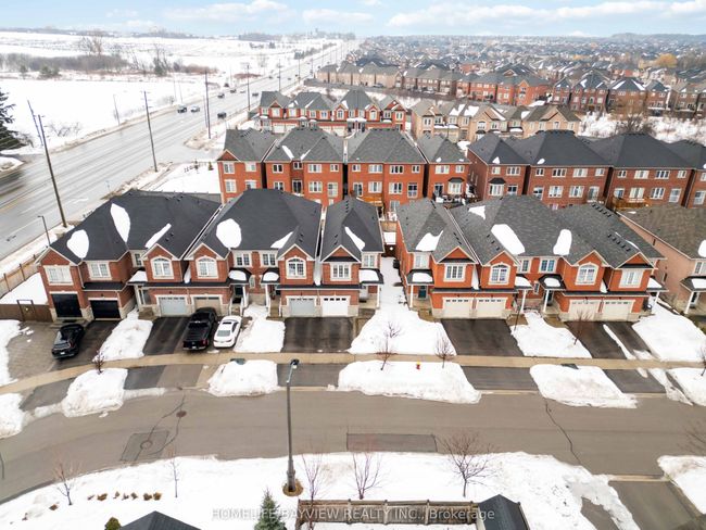 147 Collin Crt, House attached with 3 bedrooms, 3 bathrooms and 2 parking in Richmond Hill ON | Image 44