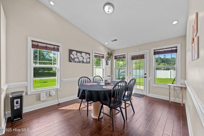 101 Falcon Landing Ct, House other with 3 bedrooms, 2 bathrooms and 3 parking in New Bern NC | Image 8