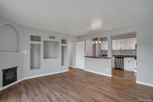 4-201-10211 Ura Ln, Thornton, CO, 80260-6374 | Card Image