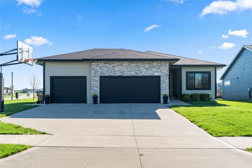 1417 Ne Main St, Grimes, IA, 50111-2356 | Card Image