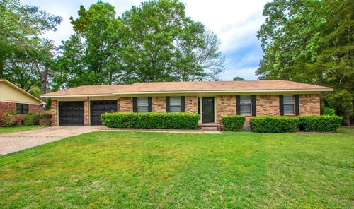 8 Orange Blossom Cir, Little Rock, AR, 72210-5652 | Card Image