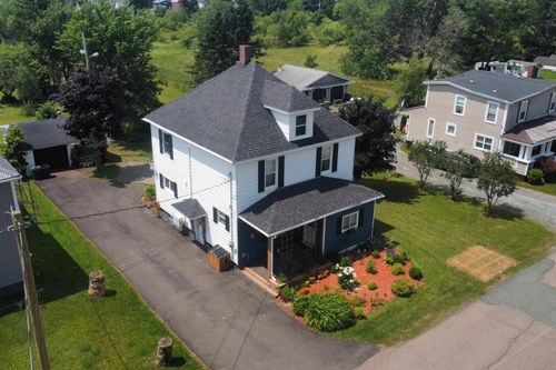 37 Morris St, Springhill, NS, B0M1X0 | Card Image