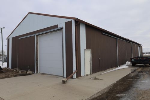 2091 15th St N, Wahpeton, ND, 58075 | Card Image