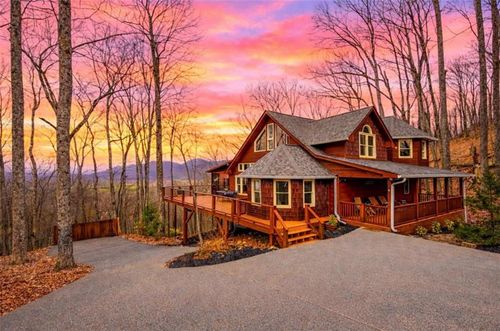 217 Walnut Rdg, Ellijay, GA, 30536-9209 | Card Image