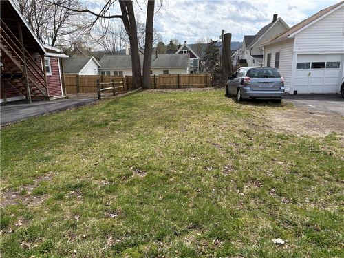 7 Columbia Street, Oneonta, NY, 13820 | Card Image