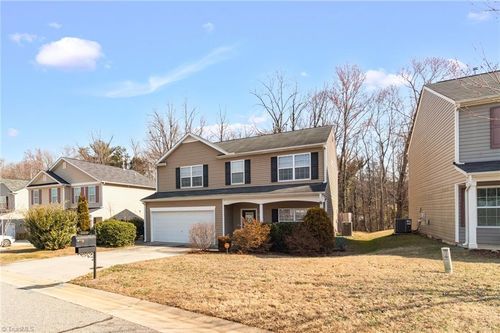 4215 Field Crossing Dr, Winston-Salem, NC, 27107-6895 | Card Image