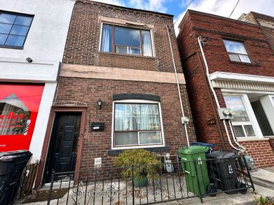 918 Ossington Ave, House attached with 3 bedrooms, 2 bathrooms and 1 parking in Toronto ON | Image 1