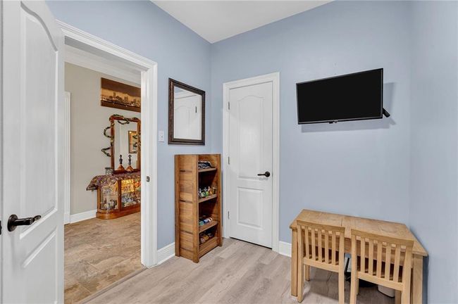 Bedroom | Image 19