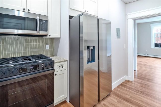 APT-6 - 6 Chatham Pl, Condo with 2 bedrooms, 1 bathrooms and 1 parking in Worcester MA | Image 12