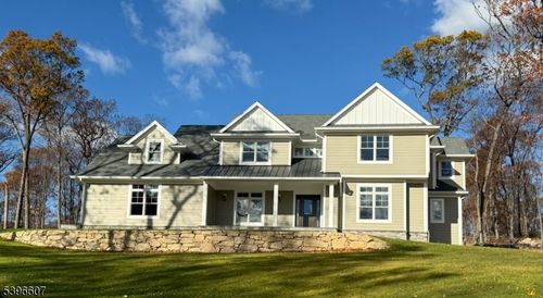 3 Bristol Ridge Rd, Boonton Twp, NJ, 07005-8933 | Card Image