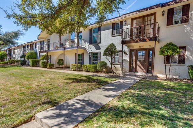 4014 Ridglea Country Club Dr, Condo with 2 bedrooms, 2 bathrooms and null parking in Fort Worth TX | Image 21