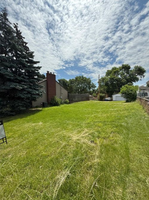 1066 Lafond Ave, Saint Paul, MN, 55104-2123 | Card Image