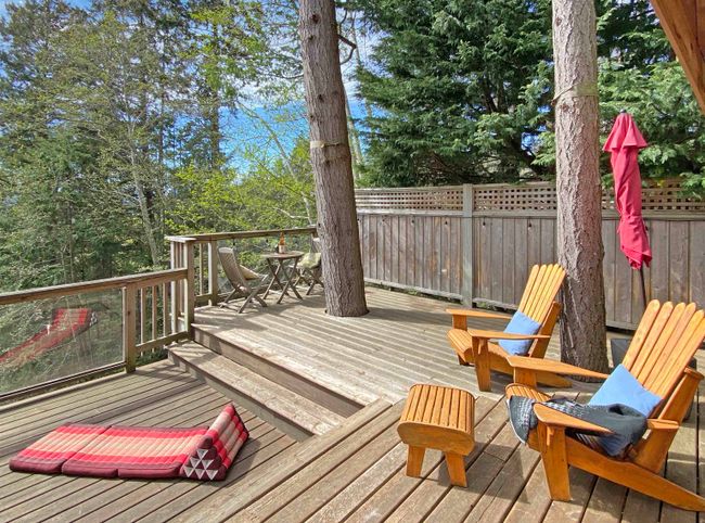 3733 Privateers Road, House other with 2 bedrooms, 1 bathrooms and 3 parking in Pender Island BC | Image 12