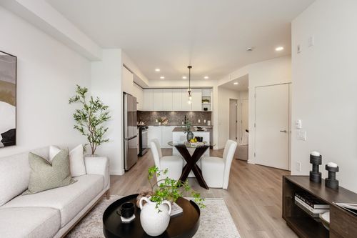 402-7936 206 St, Langley, BC, V2Y3X8 | Card Image