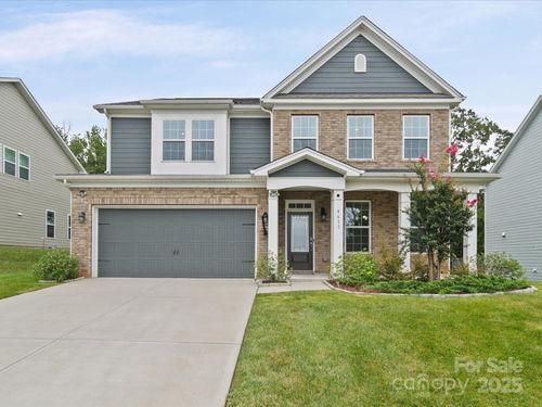 4611 Plicata Dr, Fort Mill, SC, 29707-9031 | Card Image