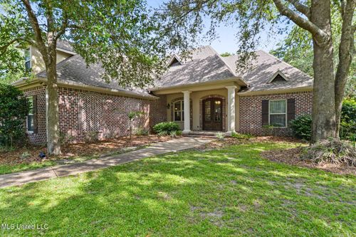 3216 Oakleigh Cir, Ocean Springs, MS, 39564-5860 | Card Image