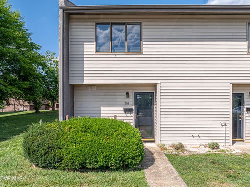 807-807 7th St, Bristol, TN, 37620-3644 | Card Image