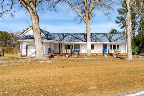 215 Old Stancil Rd, Kenly, NC, 27542-8250 | Card Image