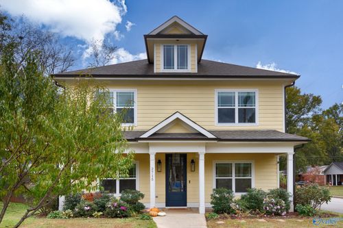 2715 7th Ave Sw, Huntsville, AL, 35805-3744 | Card Image