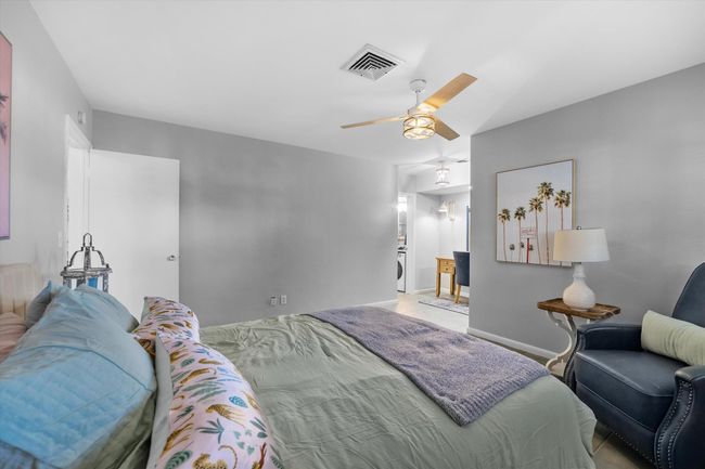 102 Villa Cir, Condo with 2 bedrooms, 2 bathrooms and null parking in Atlantis FL | Image 24