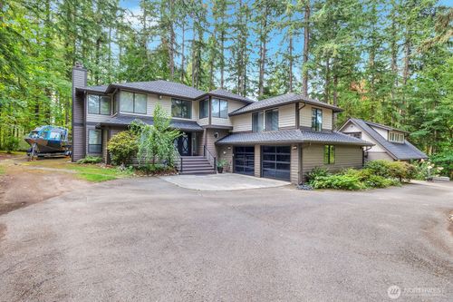 22429 Se 329th St, Black Diamond, WA, 98010-1304 | Card Image