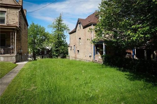 5457 Black St, East Liberty, PA, 15206-2813 | Card Image