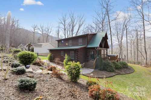 676 Henry Dingus Way, Maggie Valley, NC, 28751-8855 | Card Image