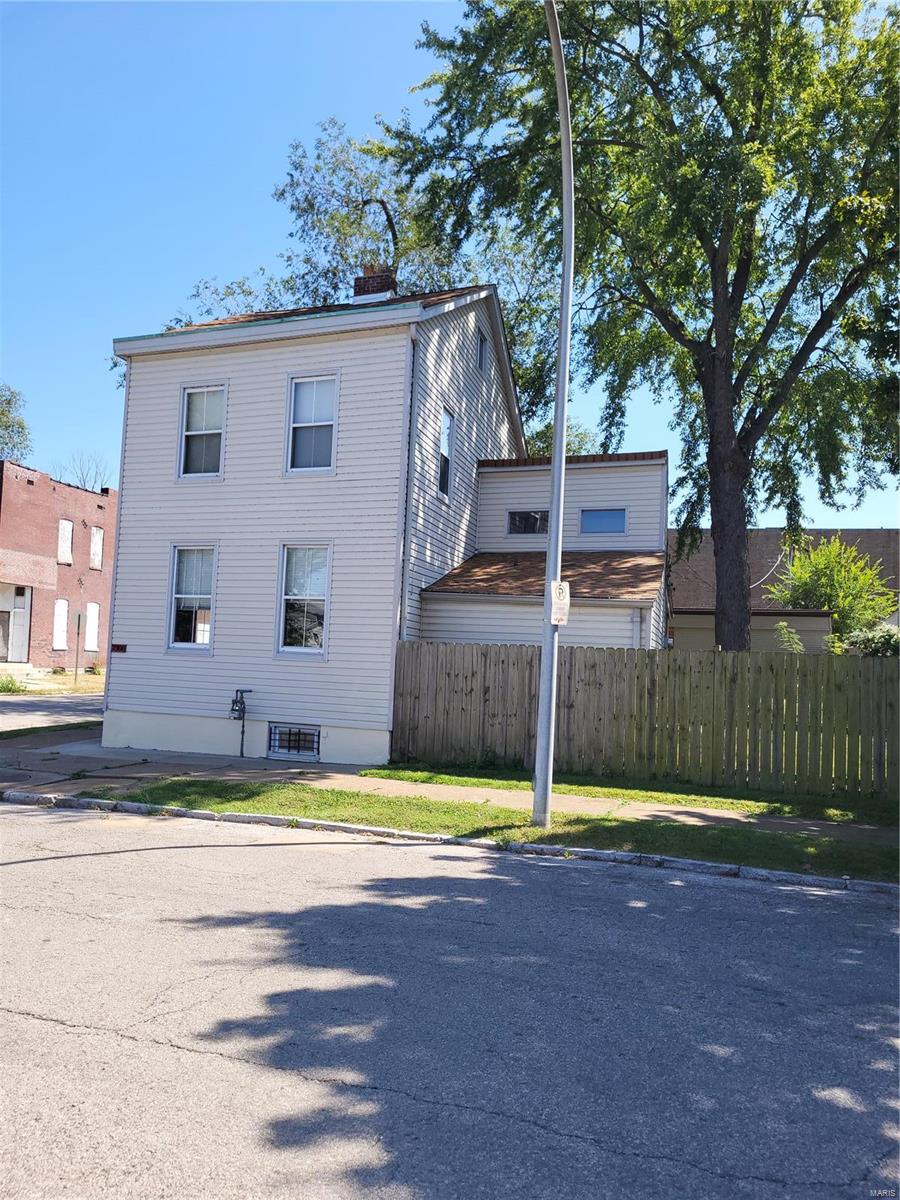 Vermont Ave, Saint Louis, MO 63111