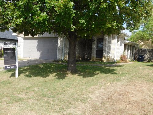10630 Lone Pine Ln, Fort Worth, TX, 76108-3769 | Card Image