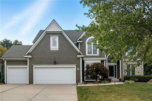 4520 W 140th St, Leawood, KS, 66224-3591 | Card Image