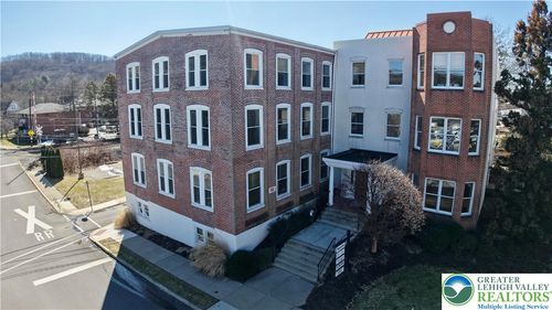 1st-floor-22 S 2nd St, Emmaus, PA, 18049-3984 | Card Image