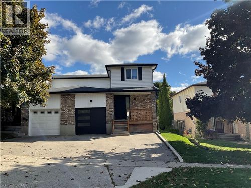 113 Poplar Dr, Cambridge, ON, N3C4A8 | Card Image
