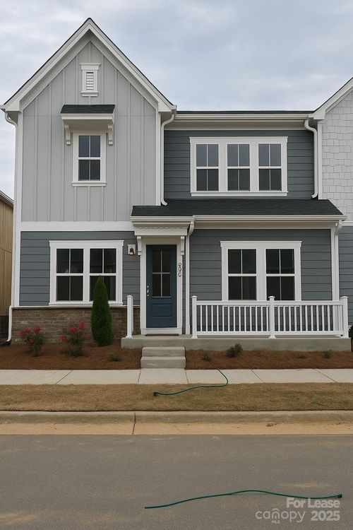 5845 Wentwood Ct, Charlotte, NC, 28215-8335 | Card Image