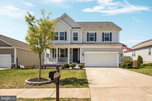 141 Westchester Dr, STEPHENS CITY, VA, 22655-5351 | Card Image