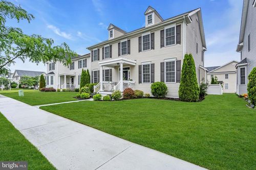 64 Brookdale Way, CHESTERFIELD, NJ, 08515-9744 | Card Image
