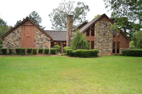 147 Winfield Dr, Tupelo, MS, 38801-8688 | Card Image