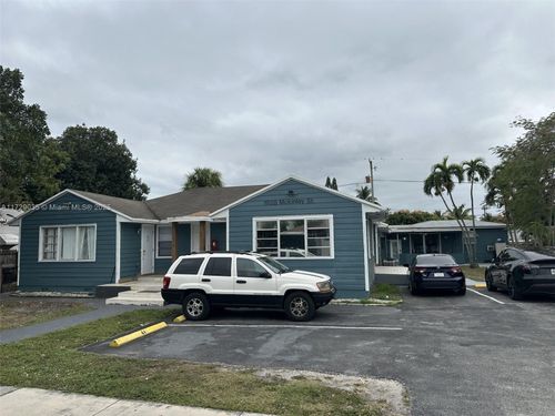 1928 Mckinley St, Hollywood, FL, 33020-3130 | Card Image