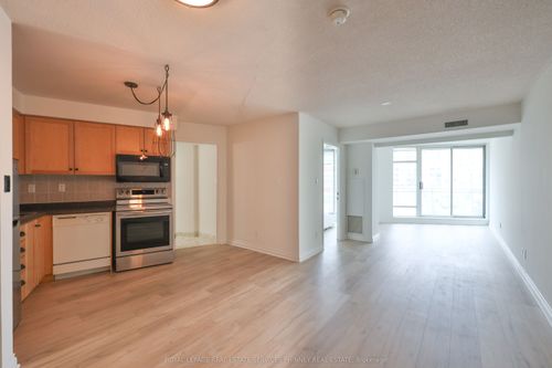 302-650 Queens Quay W, Toronto, ON, M5V3N2 | Card Image