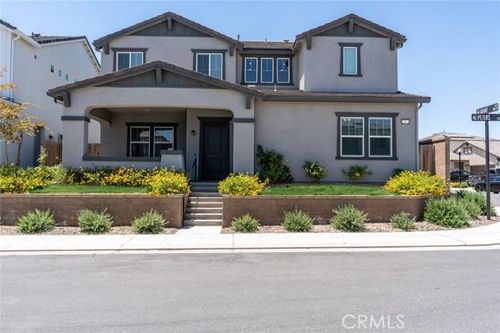 253 Peters Rd S, Madera, CA, 93636-9119 | Card Image