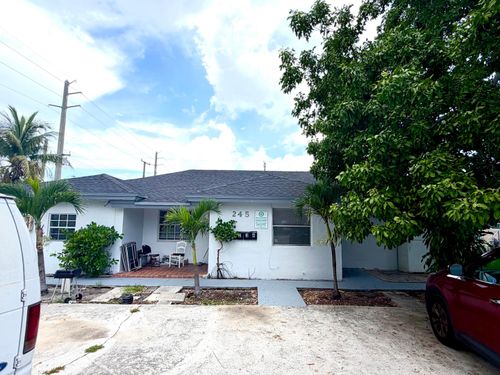 1-4-245 Nw 12th Court, Pompano Beach, FL, 33060 | Card Image