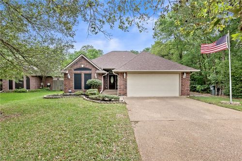 1705 White Stone Dr, Bryan, TX, 77807-2624 | Card Image