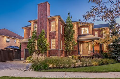 {{alt}} | Card Image