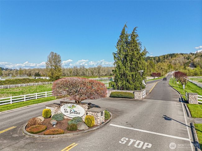 20409 197 Th Ave E, House other with 4 bedrooms, 3 bathrooms and 4 parking in Orting WA | Image 38