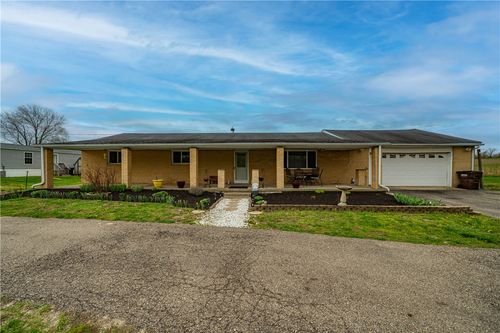 6960 W Elkton Gifford Rd, Somerville, OH, 45064-9686 | Card Image