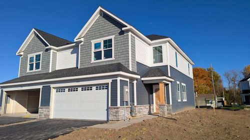 3092 Vanderbie St, Little Canada, MN, 55117-1228 | Card Image