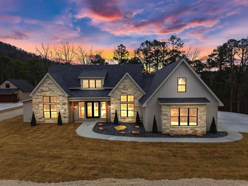 21 Southridge Dr, Mount Ida, AR, 71957-8802 | Card Image